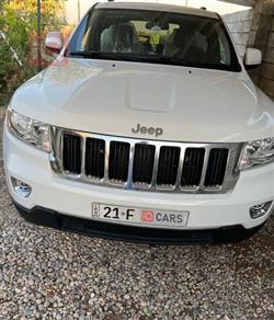 جیپ گراند شیرۆکی